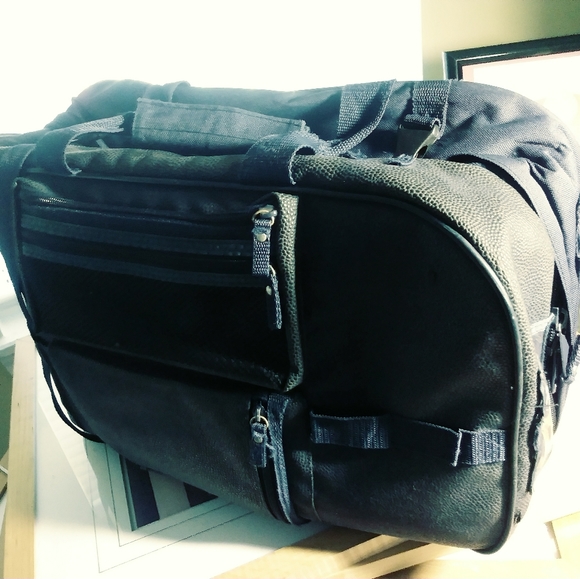 Royal Carribean Travel Bag & Back Pack. - Picture 7 of 7